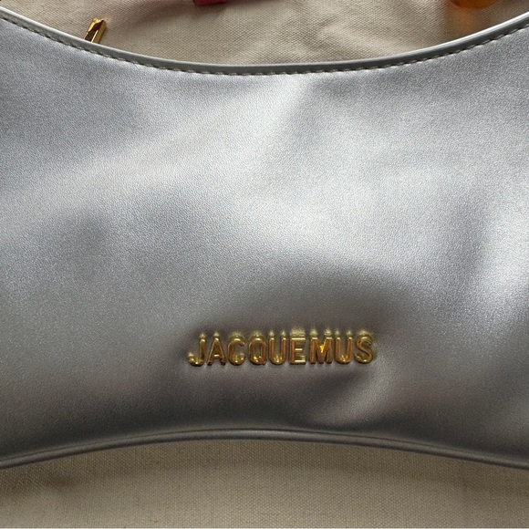 Jacquemus Le Bisou Perle Leather Silver Shoulder Bags - Picture 3 of 8